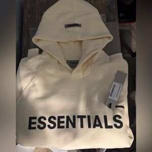 Yeezy Essential Hoodie (cream)